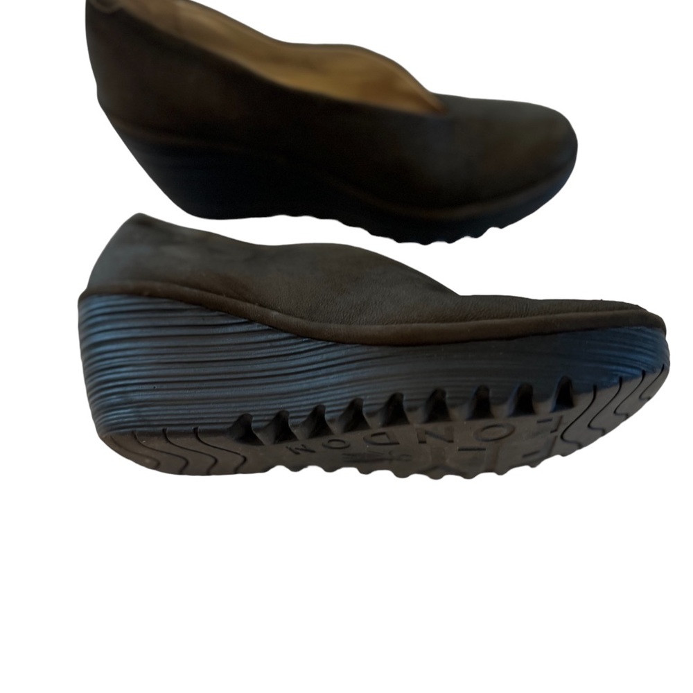 Fly London Yaz Cupido Wedge Slip On Shoe in size US 7.5-8 EU 38 Green - Picture 3 of 16